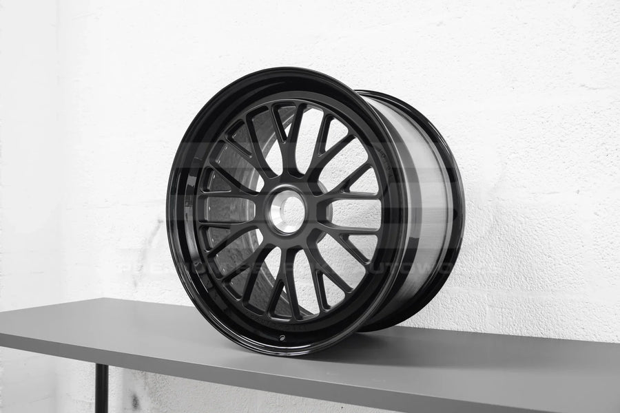 PB 101 forged wheel built for a Porsche 911 992, machined to the car's own hub with no adapter