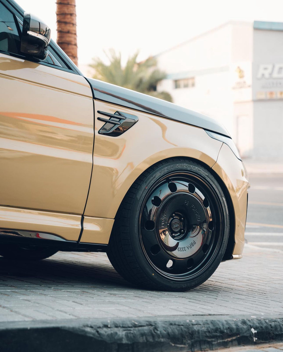Range Rover Sport SVR