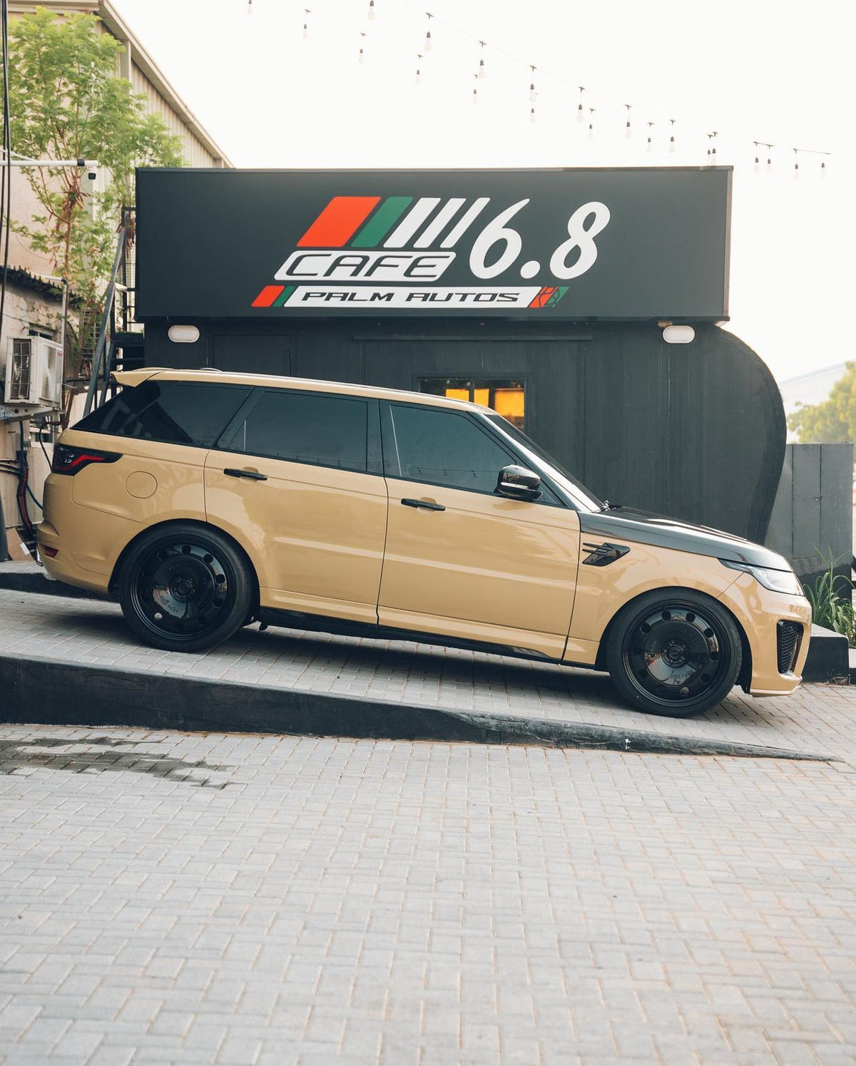 Range Rover Sport L494 on PB Forged forged wheels with no spacers or adapters